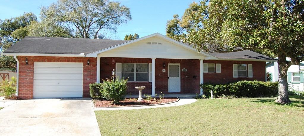 5405 23rd St - Photo 2 of 17