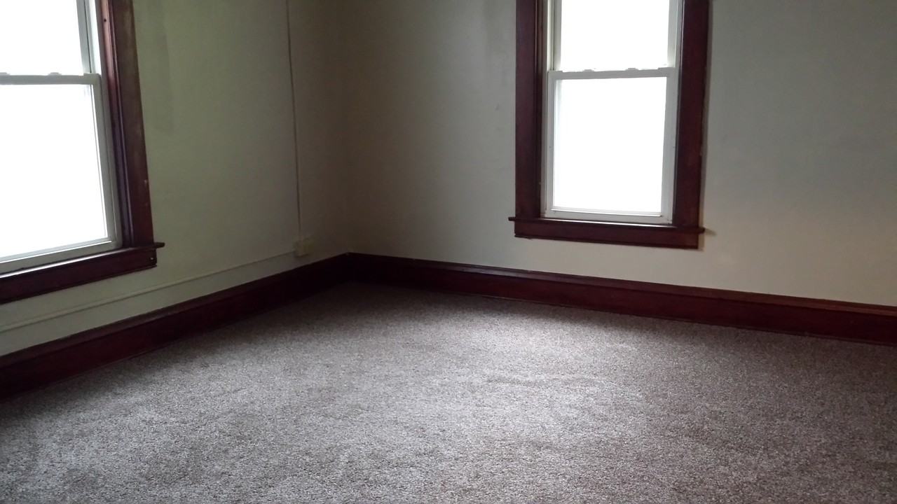 404 Marquette Ave - Photo 3 of 7