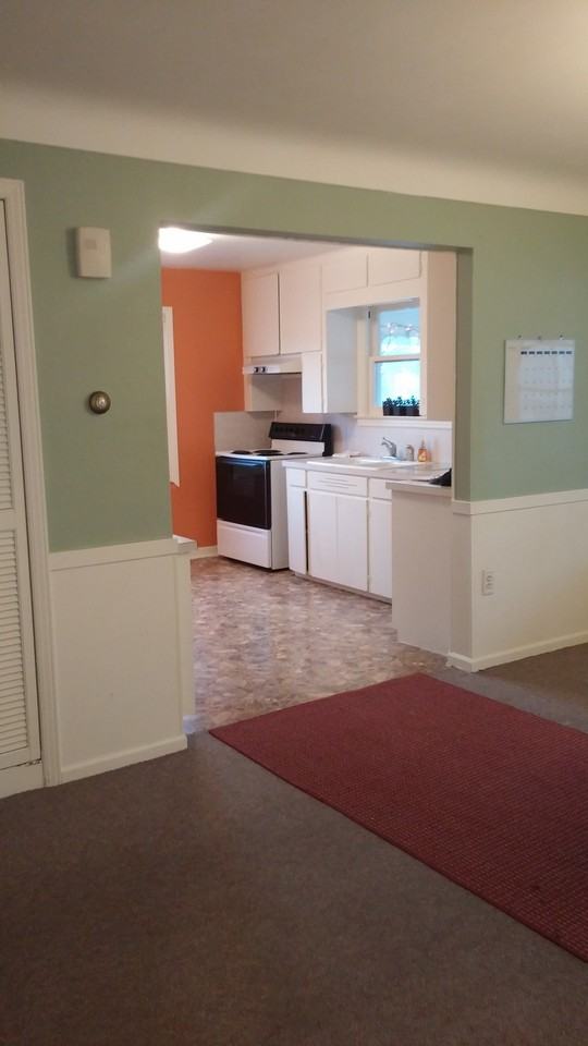 37 W Garfield Ave - Photo 3 of 10