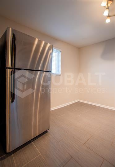 195 Randolph St - Photo 3 of 17