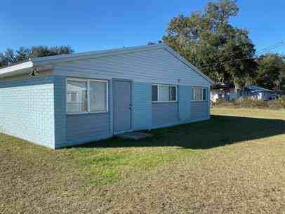 414 SE 7th Terrace - Photo 3 of 24