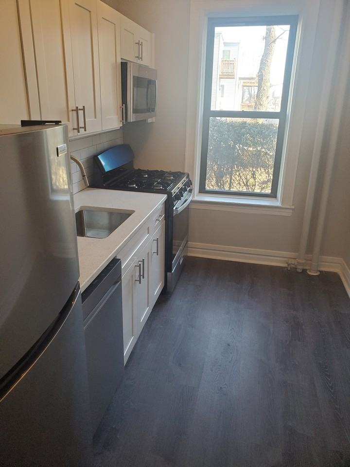 64 Baldwin Avenue #6