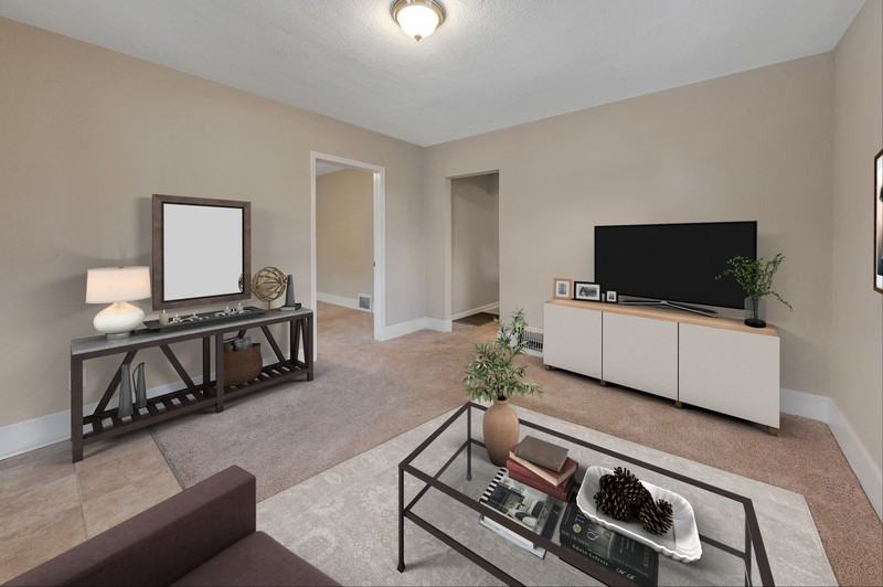 6737 Wynhill Dr - Photo 3 of 11