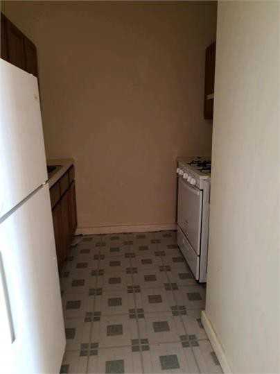 Cleveland House - Photo 2 of 6