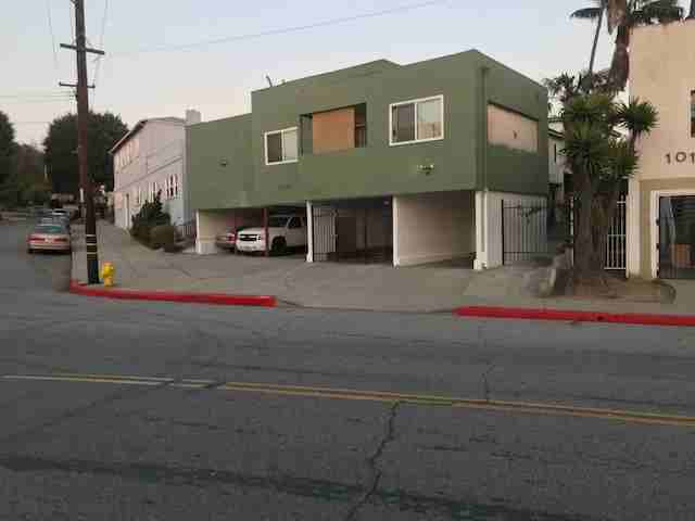 N Market St #6 - Photo 4 of 6