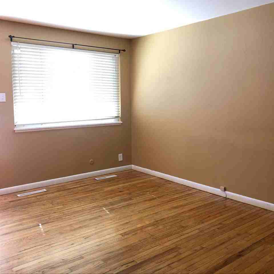 1920 Clearview Ave #1920 - Photo 3 of 16