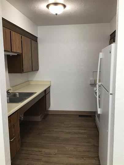 Gateway Apartments - Photo 2 of 7