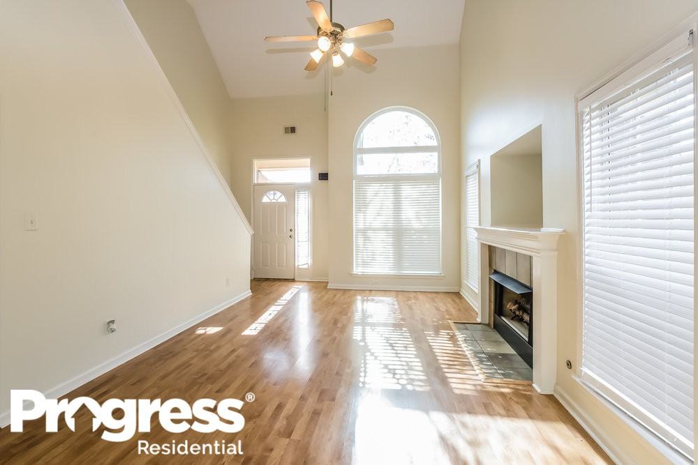 6076 Armistead St - Photo 2 of 16