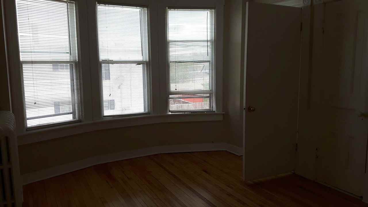 274 Tower Street Apt 1 - Photo 2 of 9