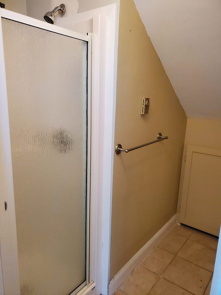 650 Rothesay Avenue Apt 3 - Photo 2 of 4