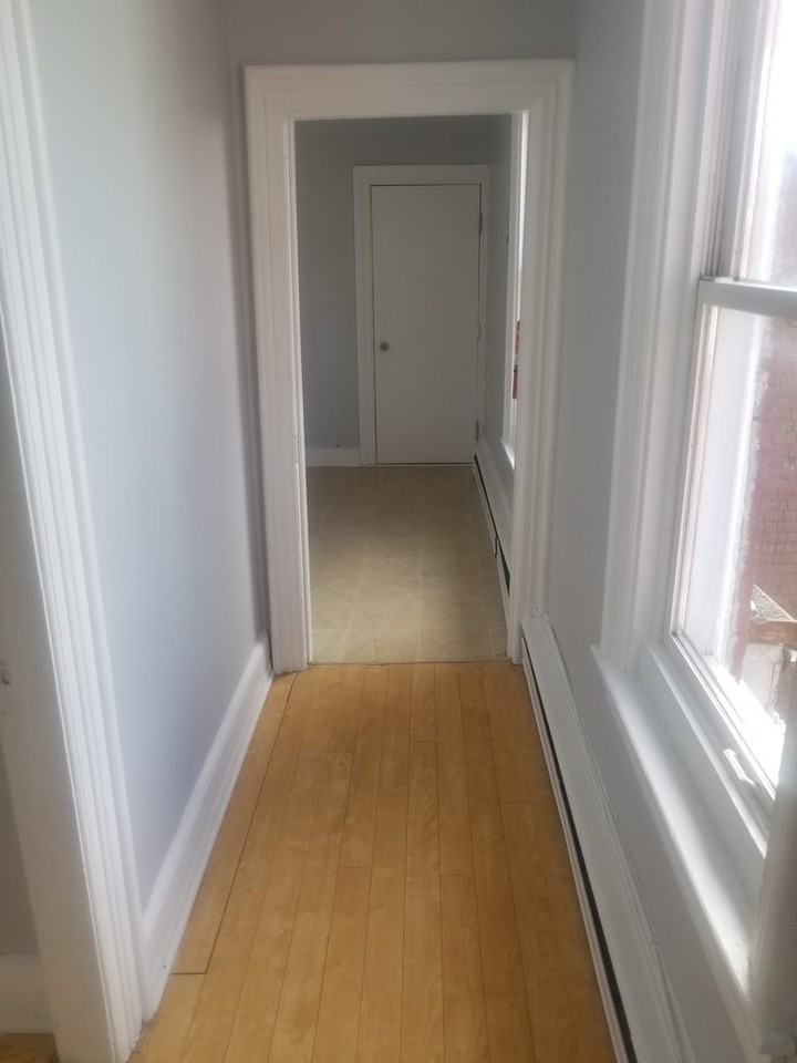 107 Carmarthen Street, Apt. #6 - Photo 2 of 4