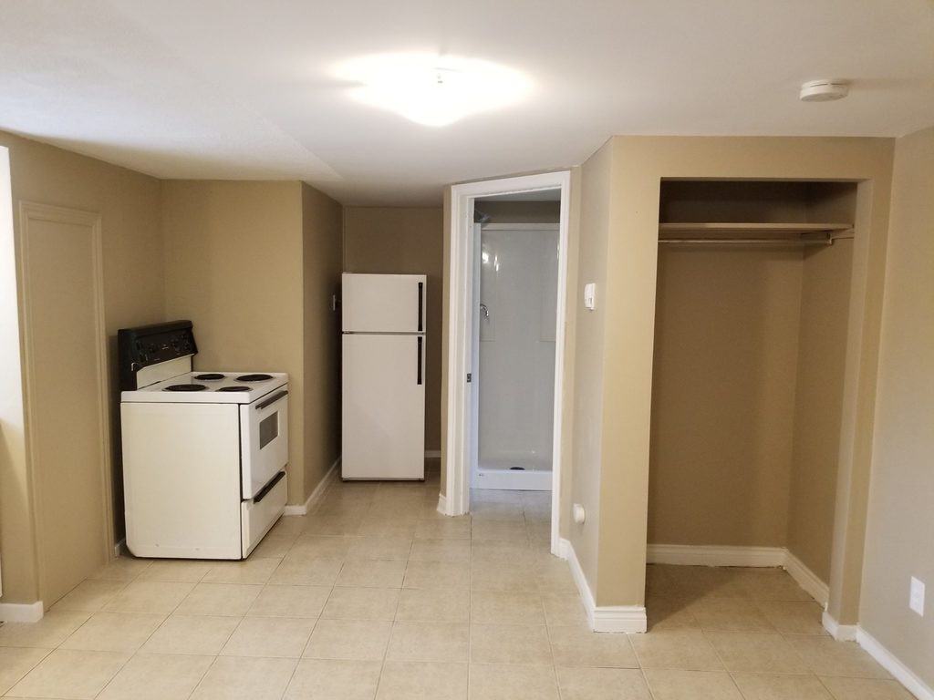 30 Cedar Street Apt 6 - Photo 2 of 4