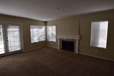 10975 Sunwood Pl - Photo 2 of 12