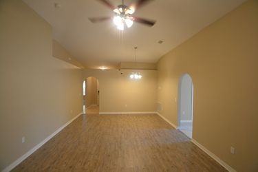 1030 Jayhil Dr - Photo 3 of 14