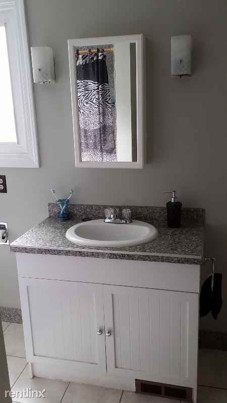 200 E Main St - Photo 3 of 14