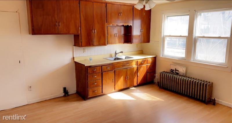 2690 2690 S 10th St B - Photo 3 of 13