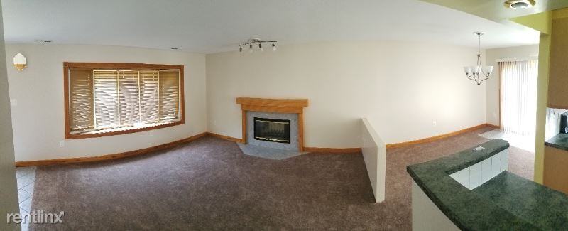 1061 Village Dr - Photo 2 of 9