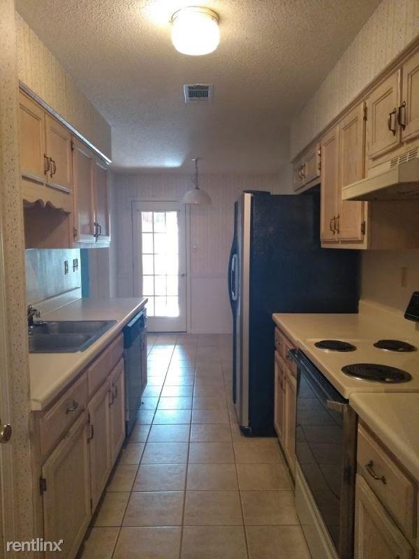 1685 Beaver Trail Dr - Photo 3 of 9