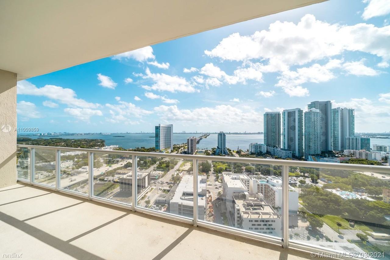 3470 E Coast Ave - Photo 3 of 27