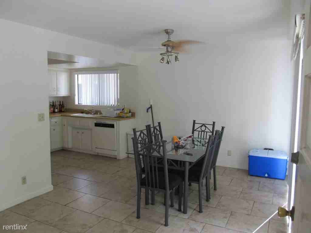 522 Obispo Ave - Photo 3 of 5