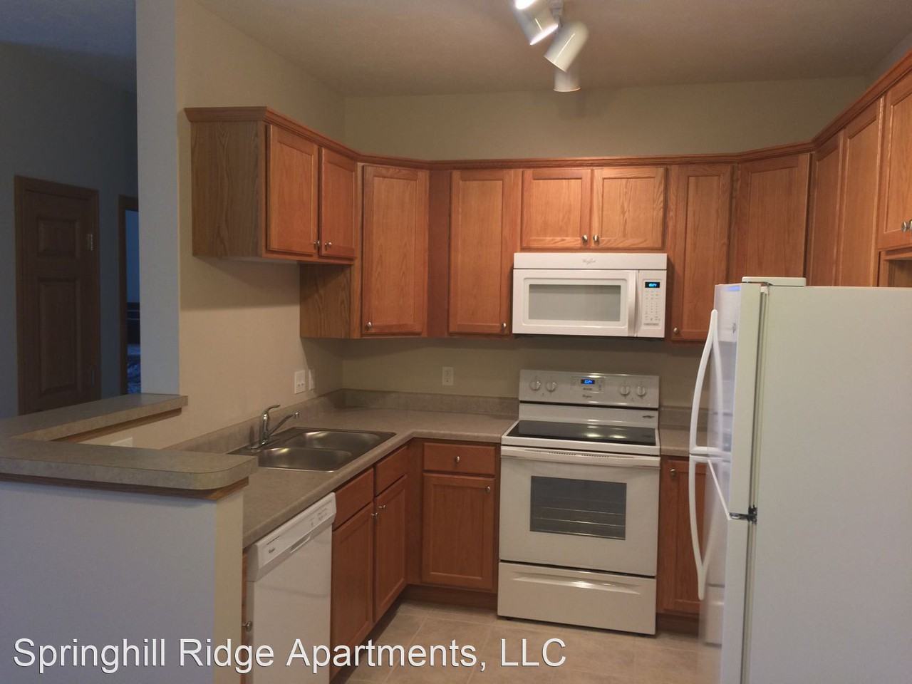 Springhill Ridge Apartments For Rent 15735 Rosewood St