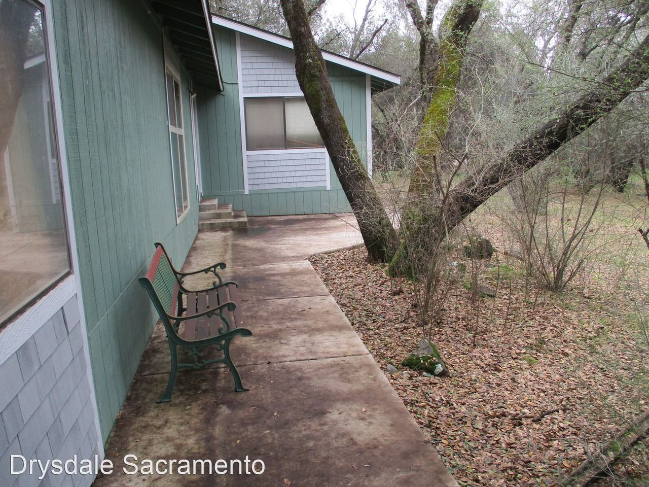 1556 Swag Dr - Photo 3 of 23