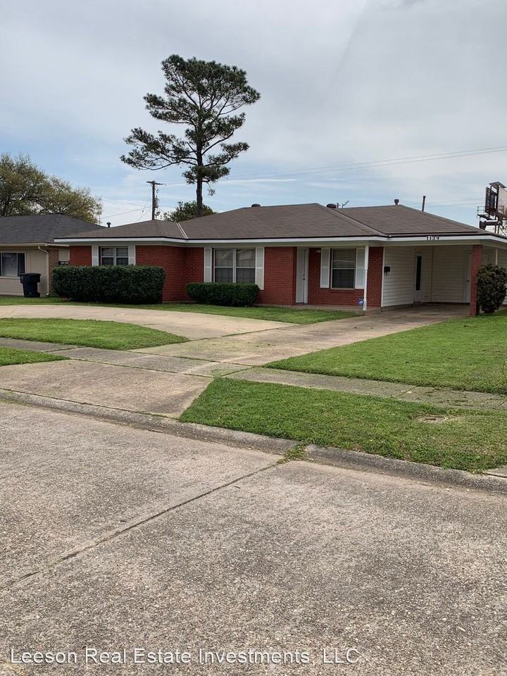 1139 Carolina St - Photo 2 of 30