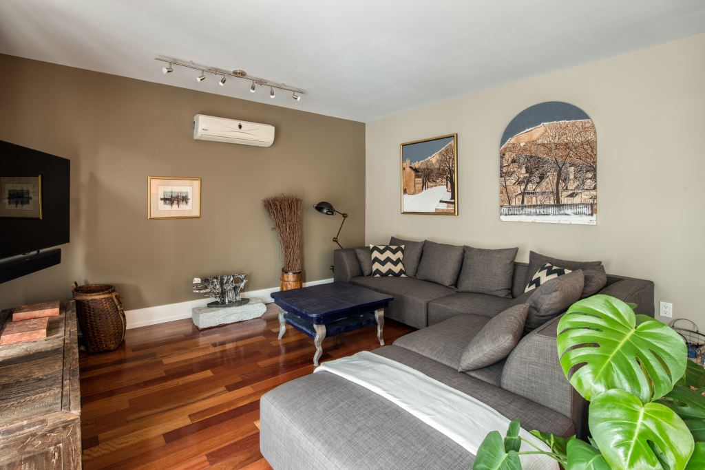 1901 Rue Richardson - Photo 2 of 12