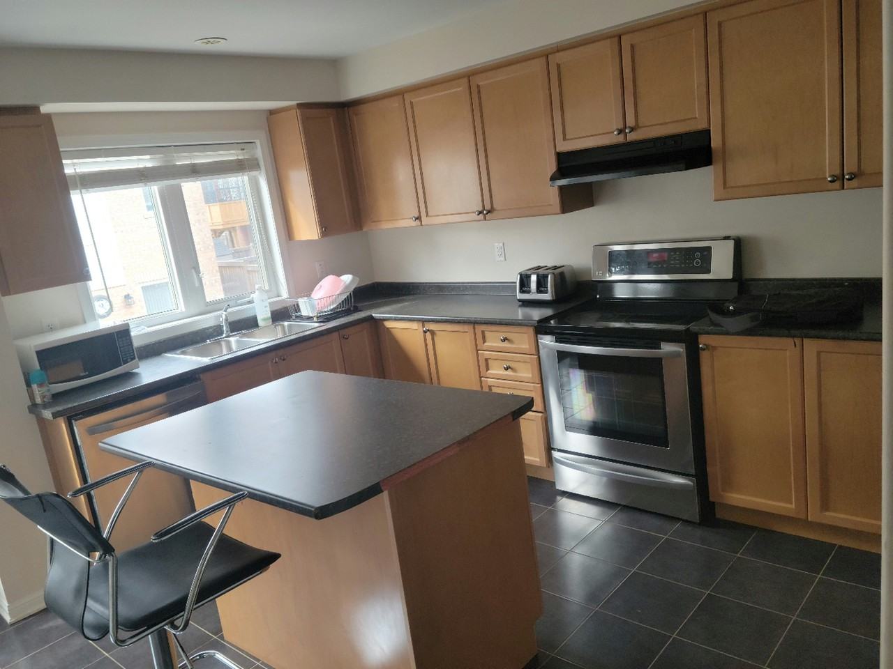 16 Donomore Dr - Photo 3 of 17