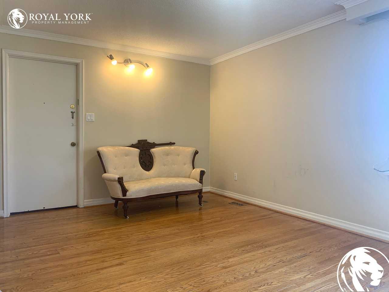 599 Old Orchard Grove #1 - Photo 2 of 15