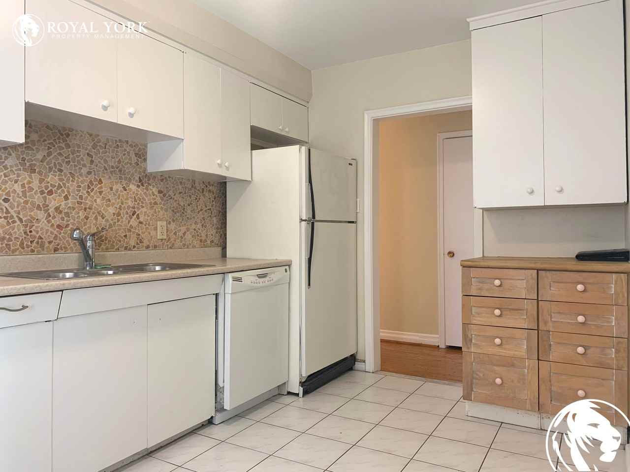 599 Old Orchard Grove #1 - Photo 3 of 15