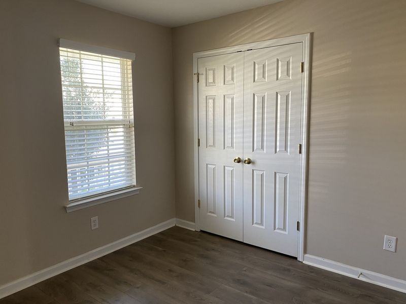 5631 Henderson Oaks Dr - Photo 3 of 20