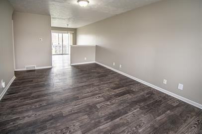 504,602,604 Cordes Drive - Photo 3 of 23