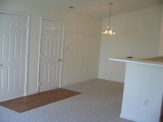 10756 Central Ave - Photo 3 of 4