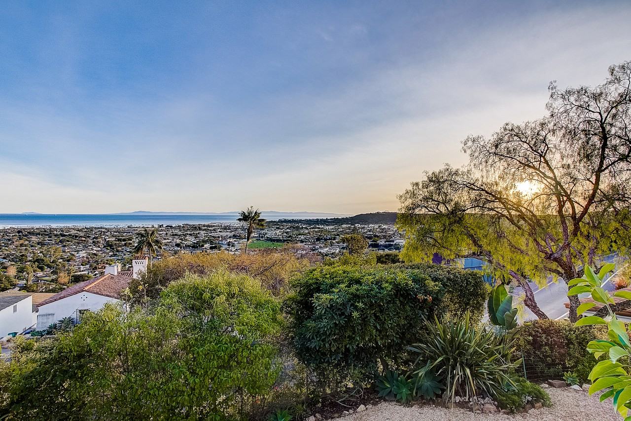 958 Alameda Padre Serra - Photo 2 of 33