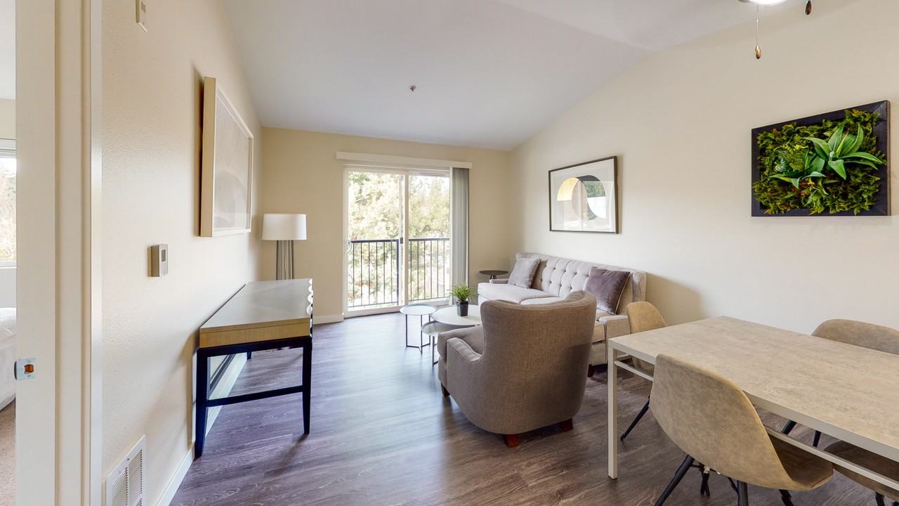 King Arthurs Court - Photo 5 of 43