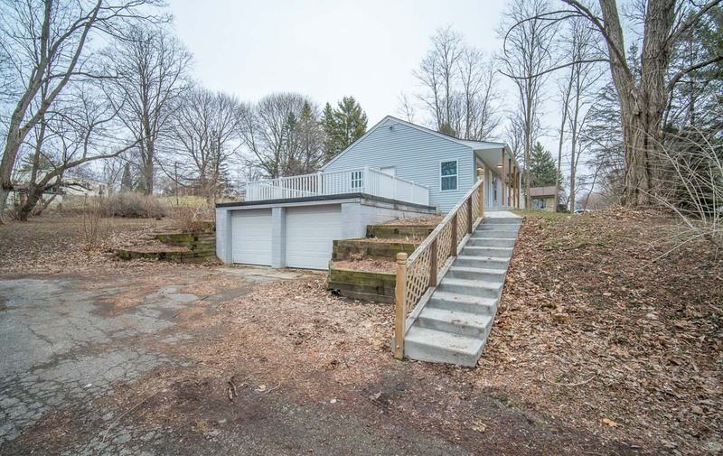 14220 Ridgewood Rd - Photo 2 of 14
