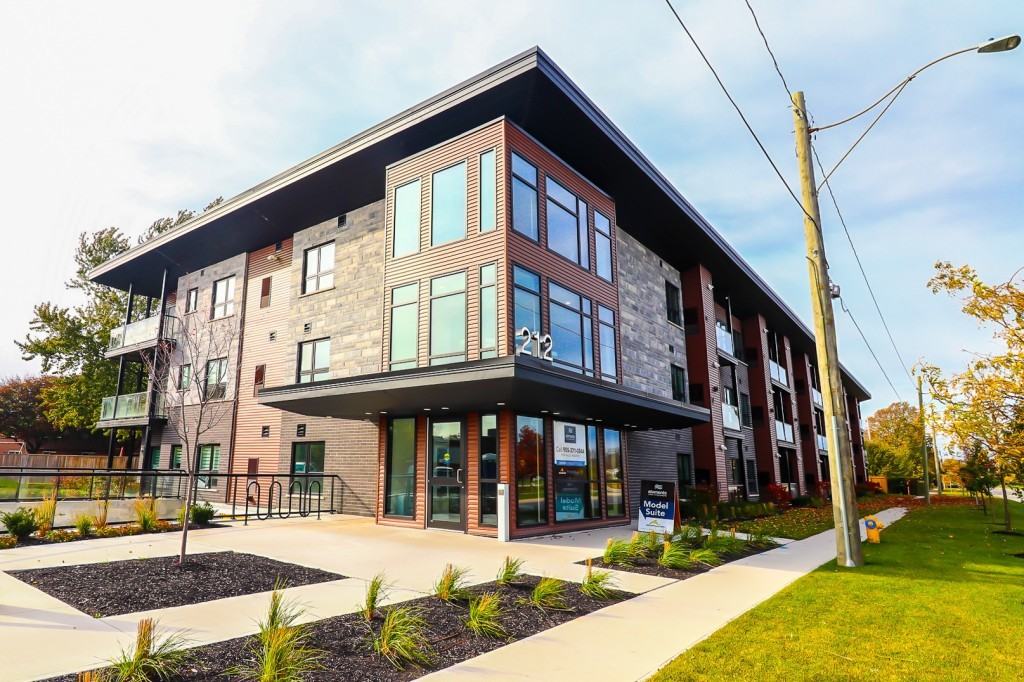 212 Lakeport Road Apartments 212 Lakeport Rd, St. Catharines, ON L2N
