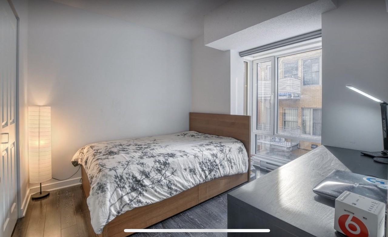 1248 Av de l'Hôtel-de-Ville - Photo 7 of 10