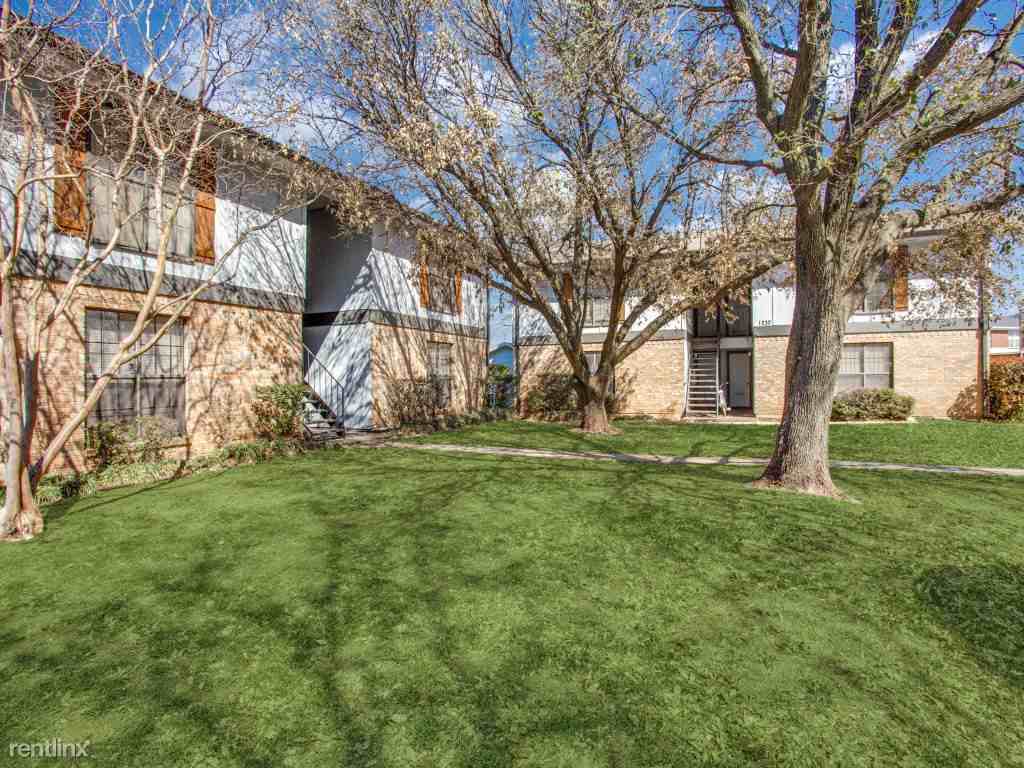 Greenhill Village Apartments - Photo 2 of 11