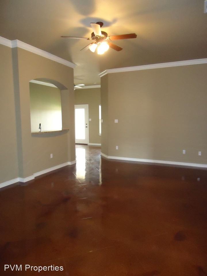 Fieldstone 502 - Photo 2 of 8