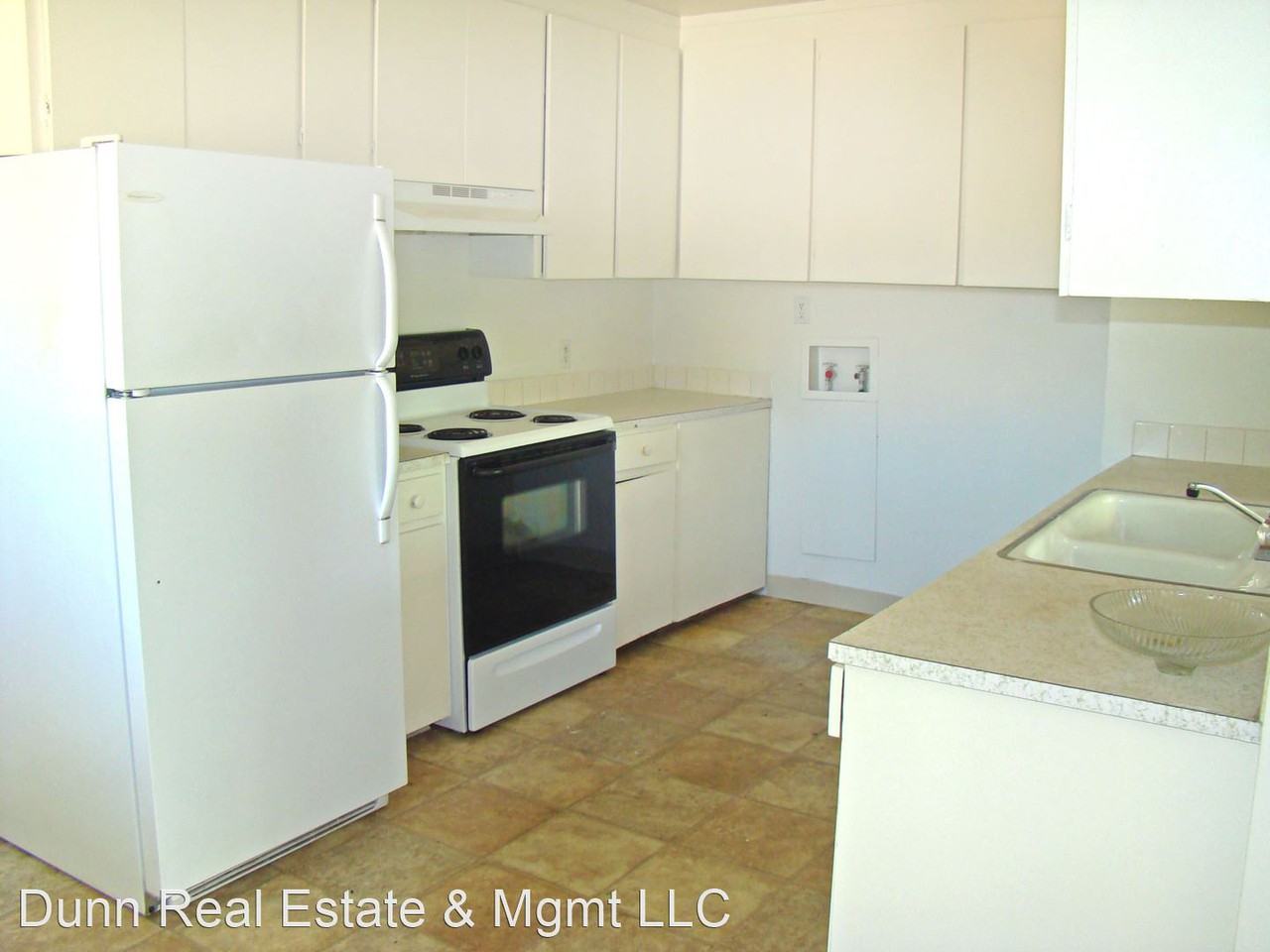 2827 Stanford - Photo 2 of 15