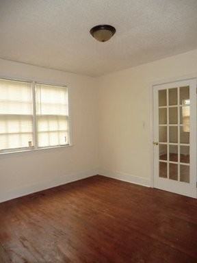 2363 Cumming Rd - Photo 2 of 7