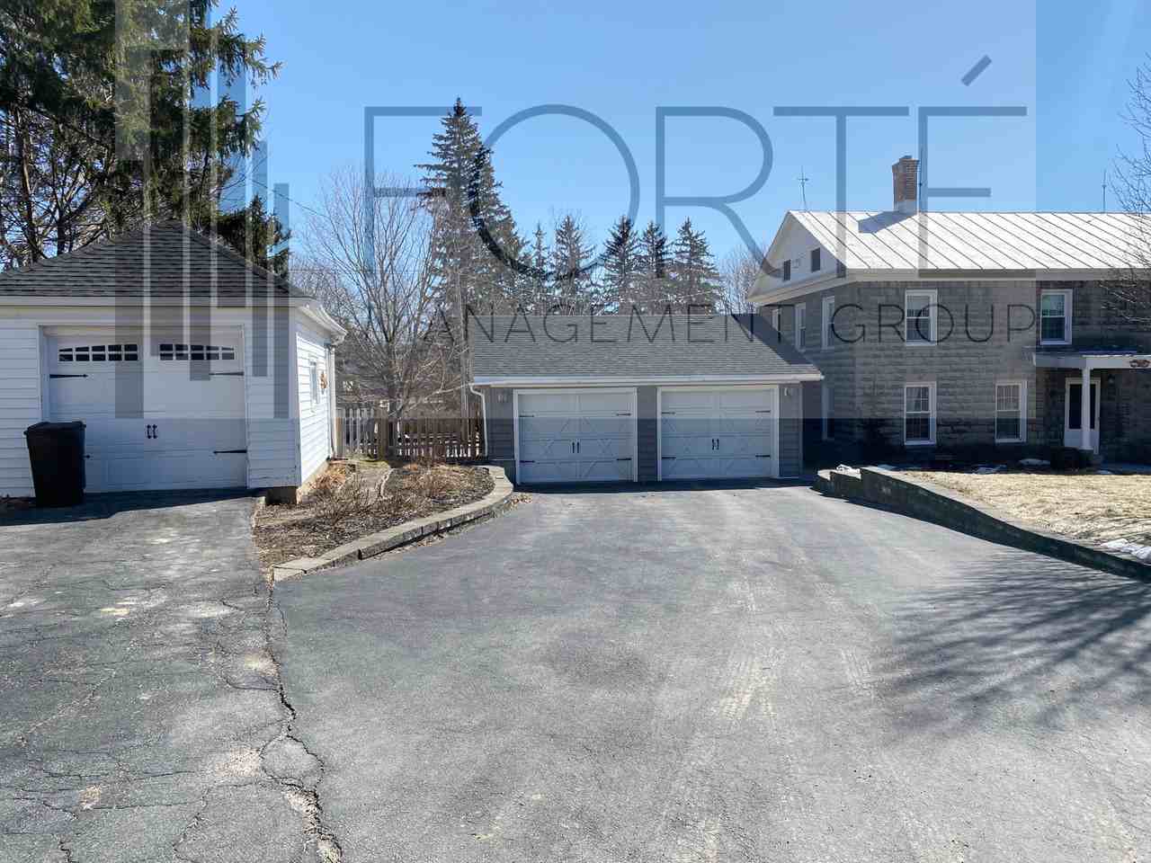 100 N Main St - Photo 3 of 31