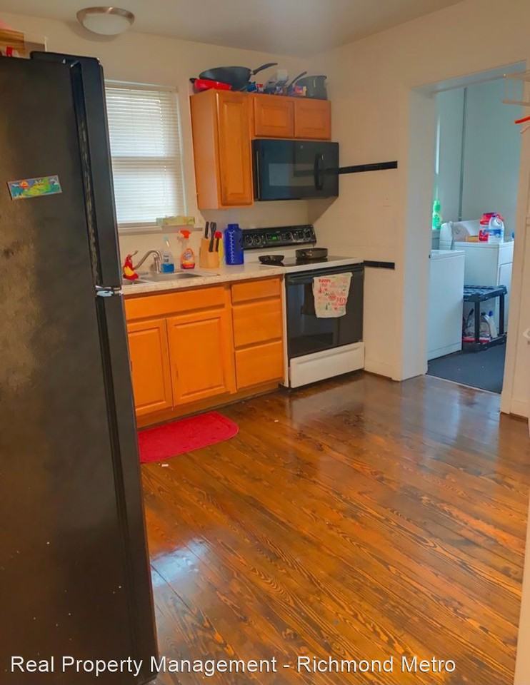 3640 Plainfield Rd - Photo 3 of 11