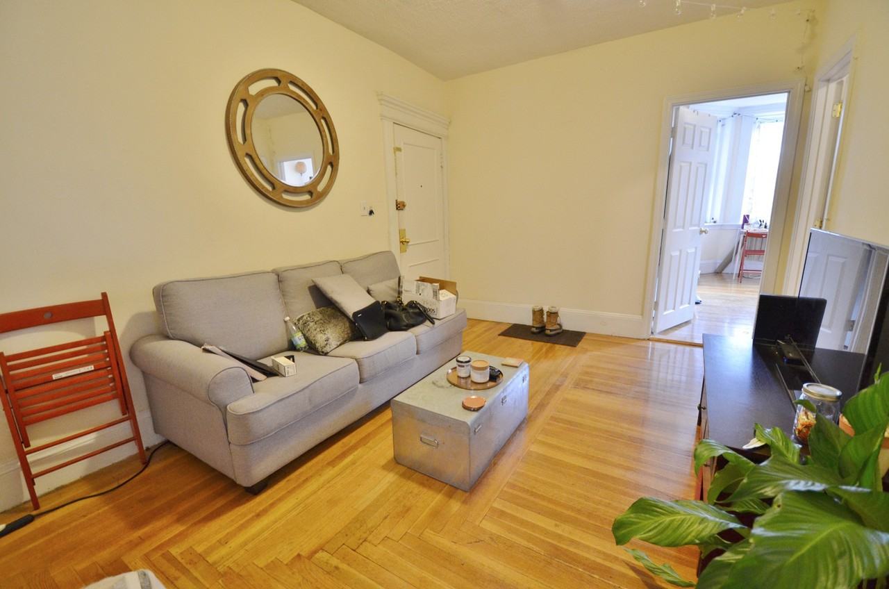 Peterborough St #12A