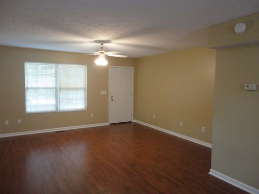 2602 S Rockport Rd - Photo 2 of 15