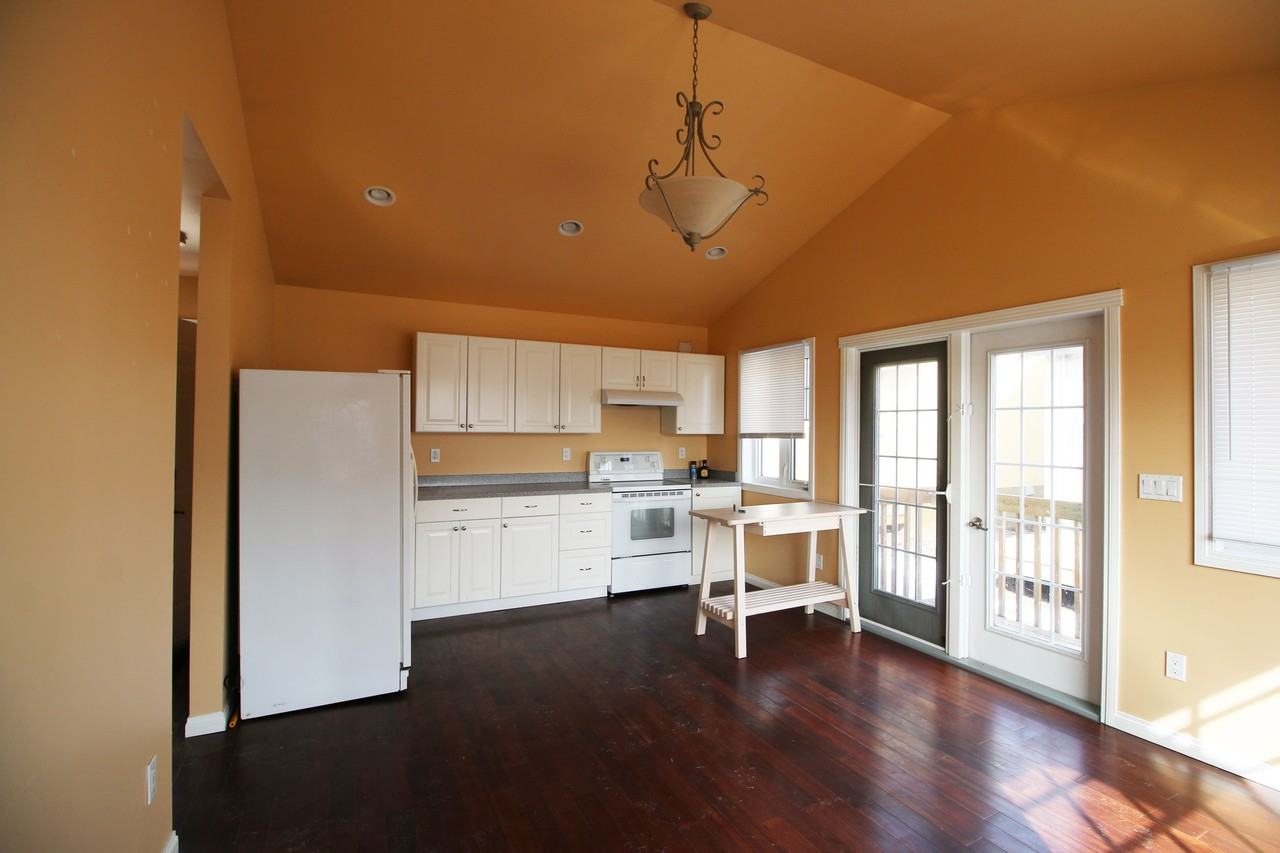 5106 Garden Suite - Photo 2 of 14