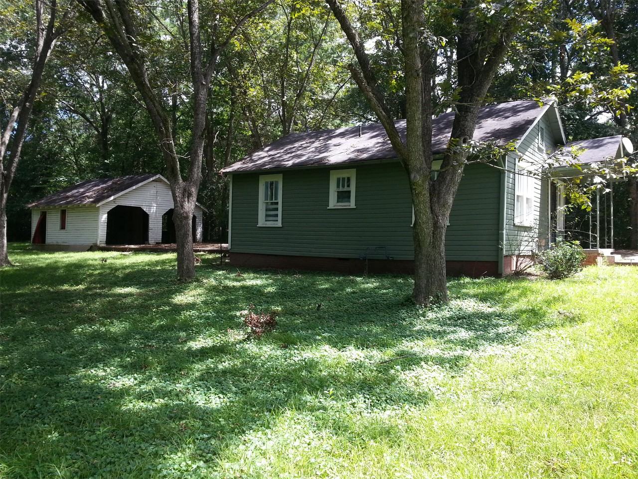 428 Woody Drive #1 - Photo 3 of 13