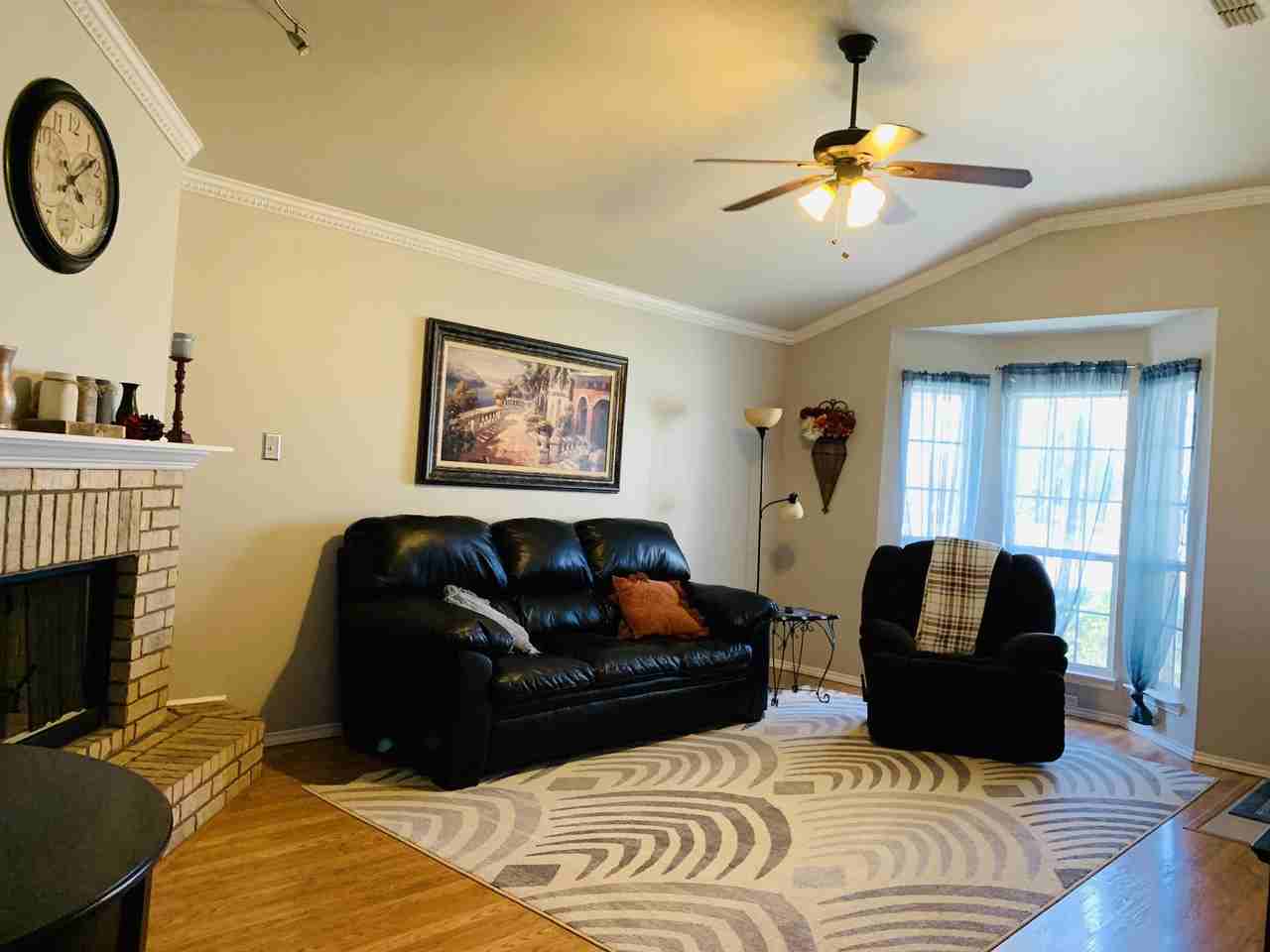 6525 91st Pl #1 - Photo 4 of 40
